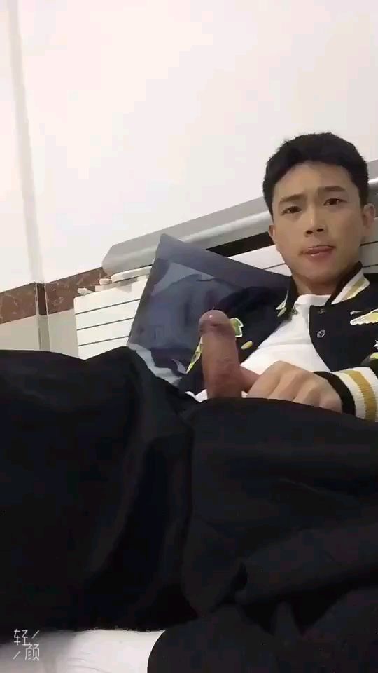 【免費】超帥直男家中飛機✈️射